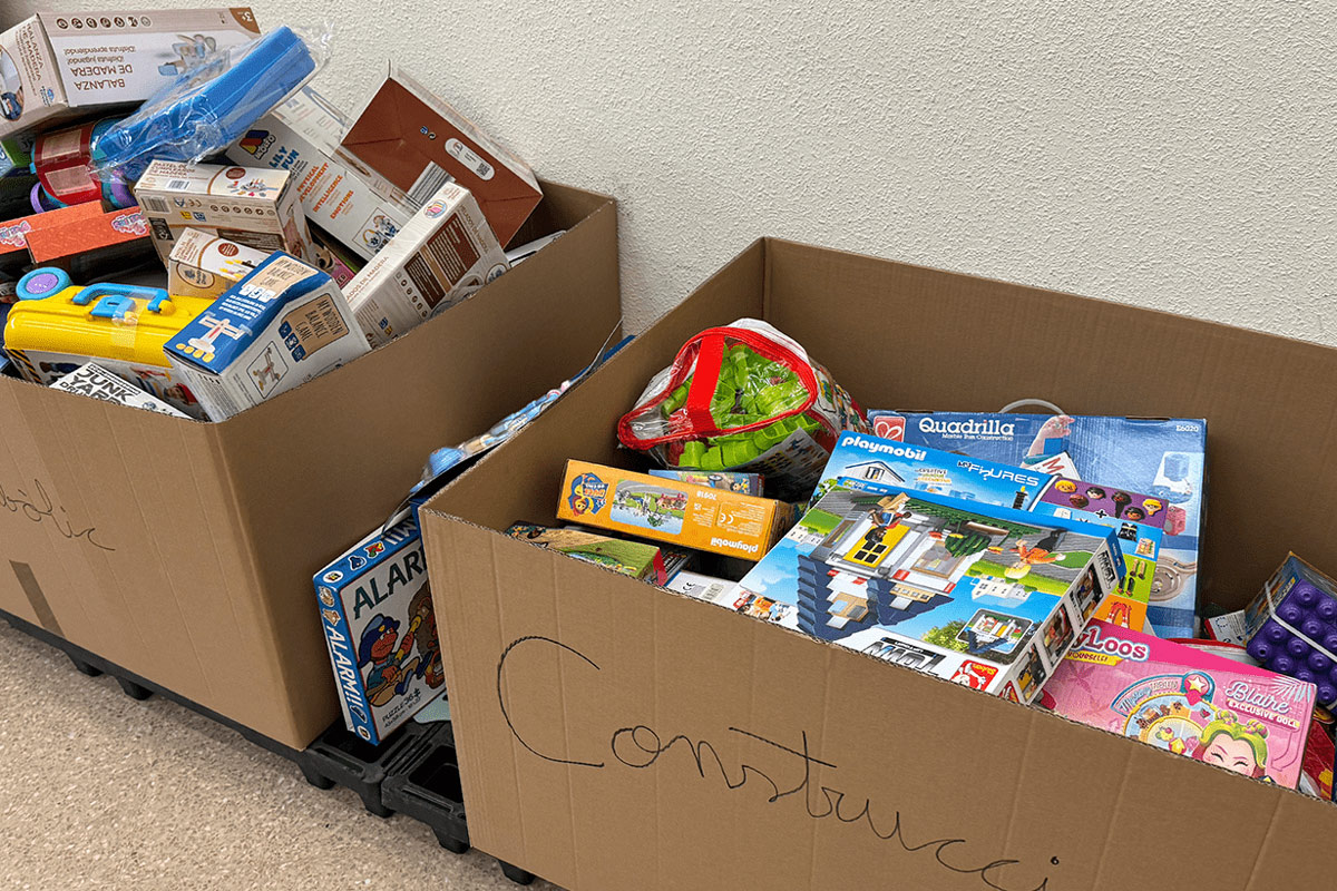 Ubintia celebra un Nadal solidari col·laborant amb la Creu Roja