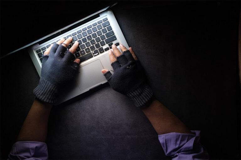 Contraseñas fuertes y seguras: Cómo proteger tus cuentas en un mundo digital