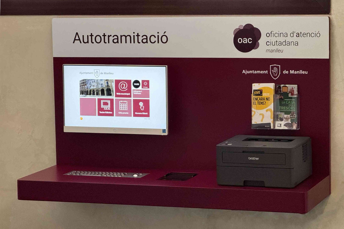 Manlleu apuesta por la autonomía digital con el autoservicio de trámites de Ubintia