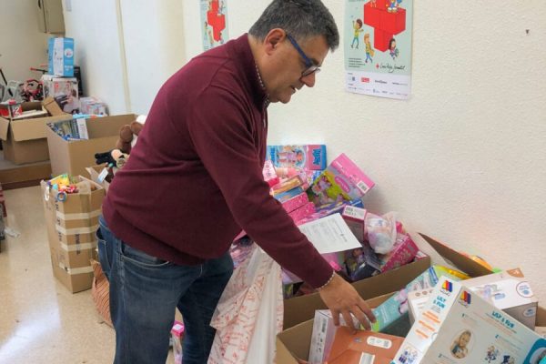 Ubintia celebra un Nadal solidari col·laborant amb la Creu Roja