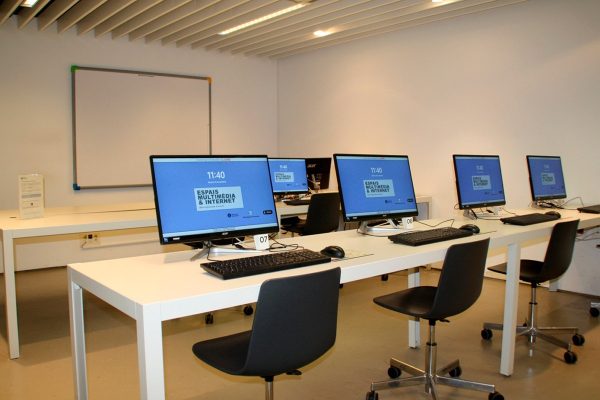 Red de Bibliotecas de la Diputación de Barcelona: Eficiencia y seguridad en el acceso público a Internet
